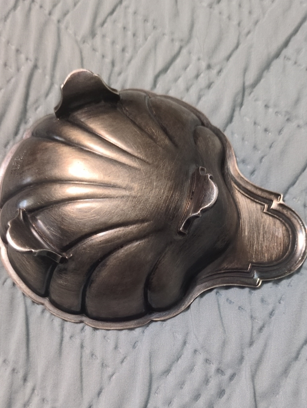Vintage R Wallace Silver Soldered Shell-Shaped Trinket Dish - Picture 4 of 4